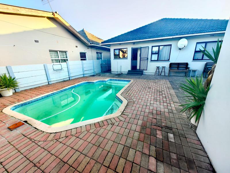 4 Bedroom Property for Sale in Churchill Estate Western Cape